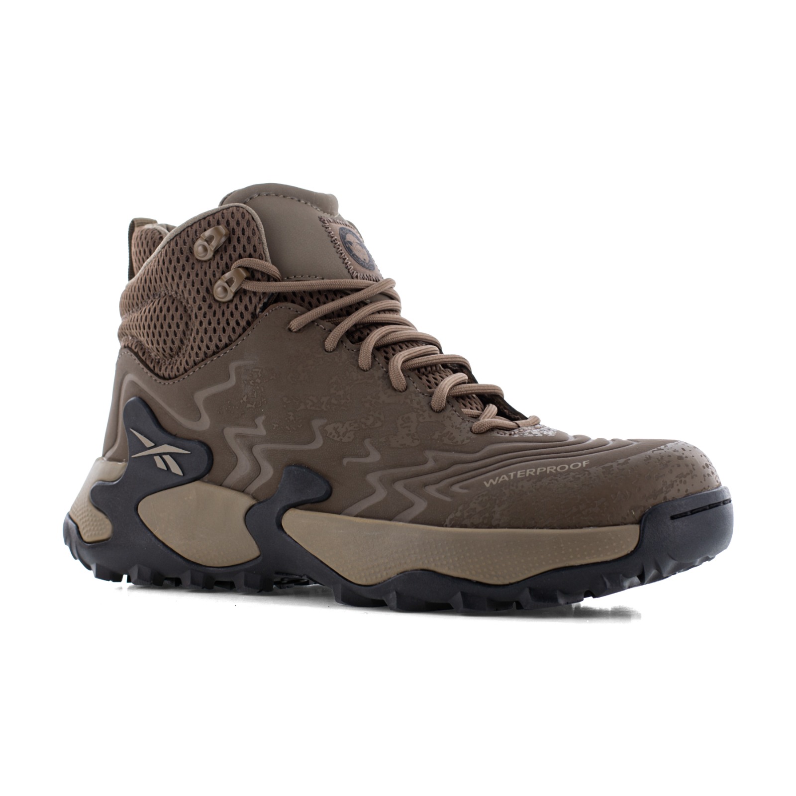 Bota de seguridad impermeable y ligera, con puntera composite y tecnología DMX de amortiguación dinámica.